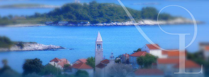 Lumbarda  Travel
